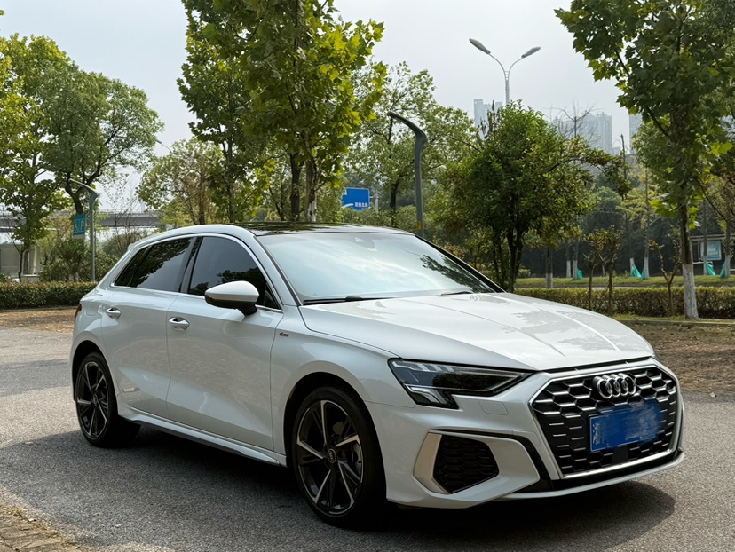 Audi A3 2023 car image #3