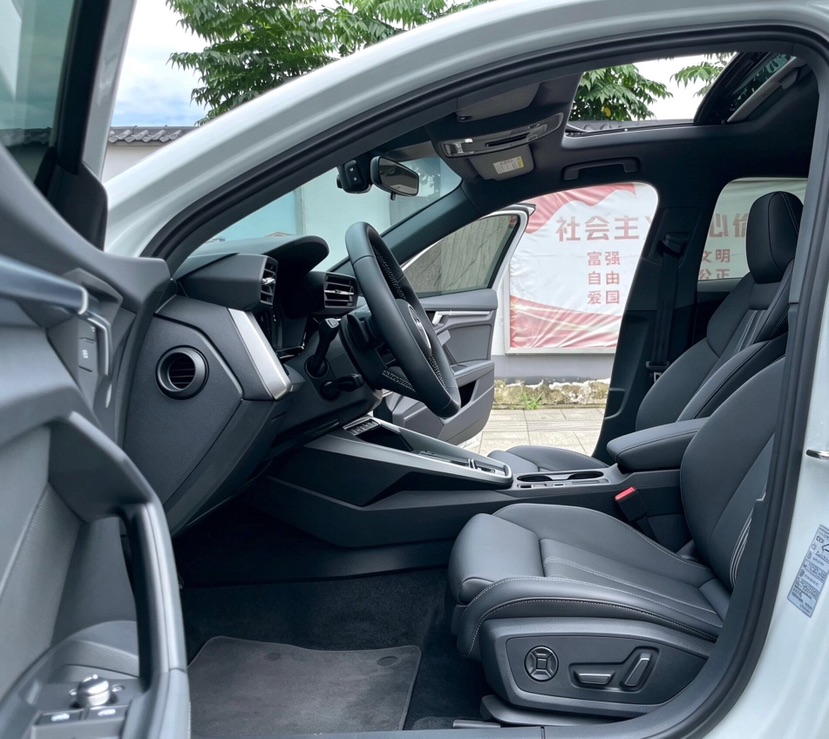 Audi A3 2023 car image #8