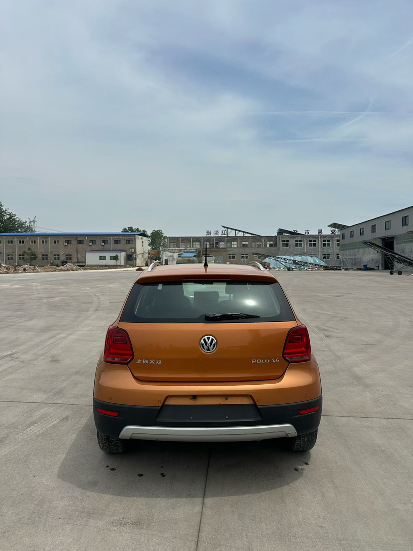 Volkswagen Polo 2015 #5 Volkswagen Polo 2015 car image #5