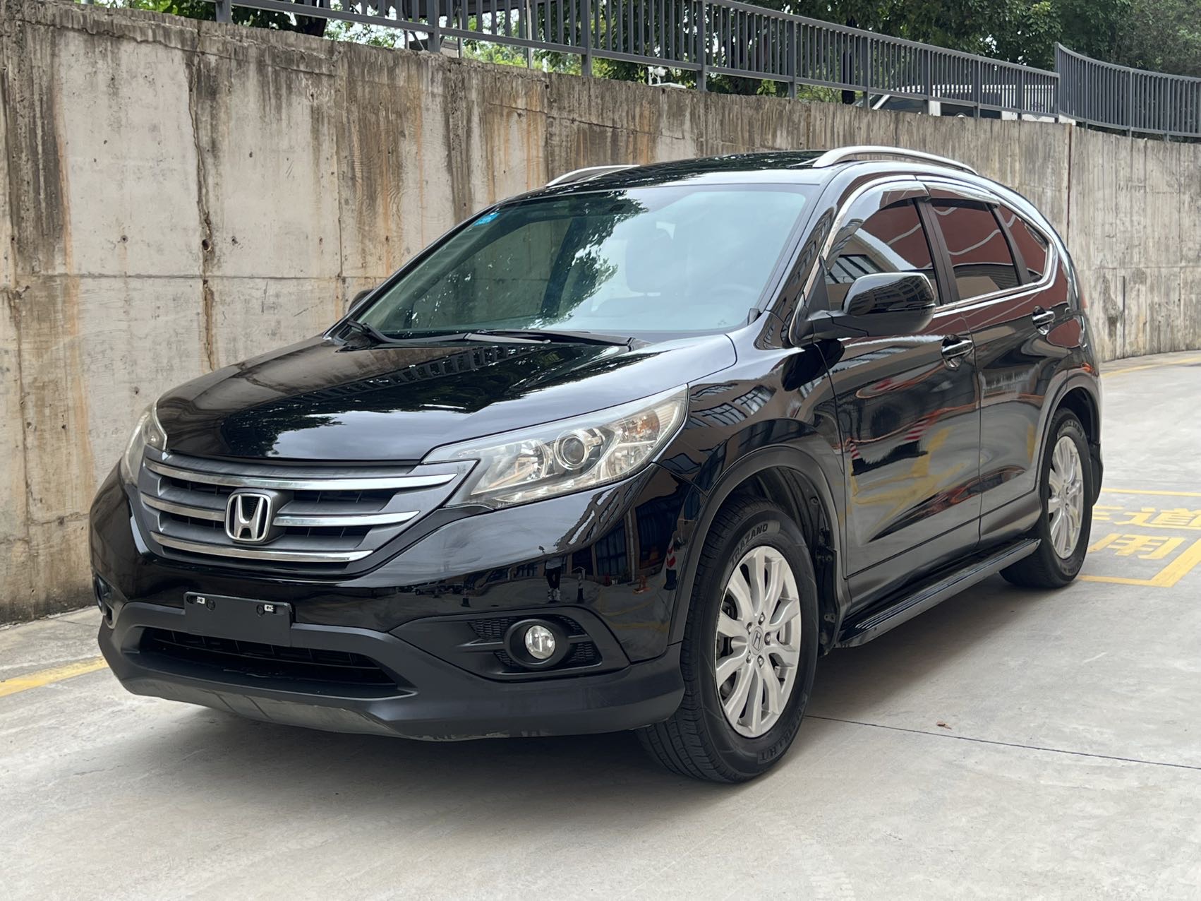 Honda CR-V 2013 car image 