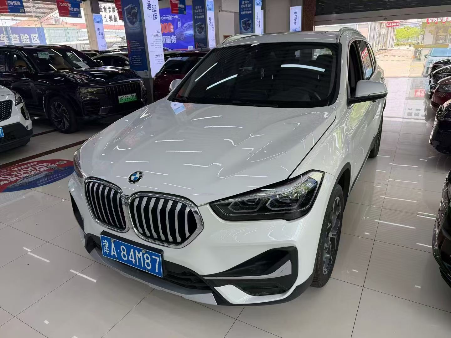 BMW X1 2022 BMW X1 2022 car image