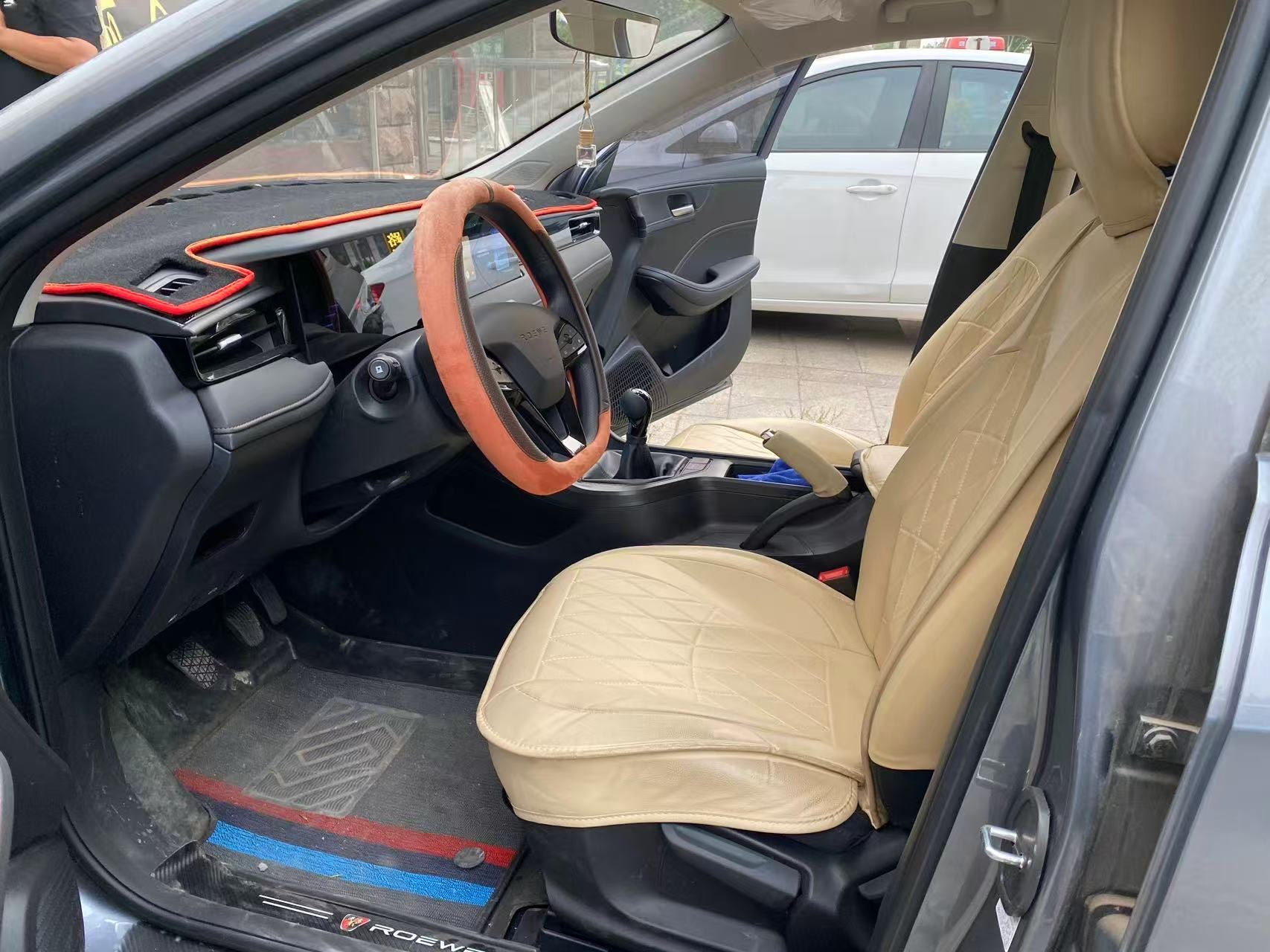 Roewe i5 2024 #6 Roewe i5 2024 изображение автомобиля #6