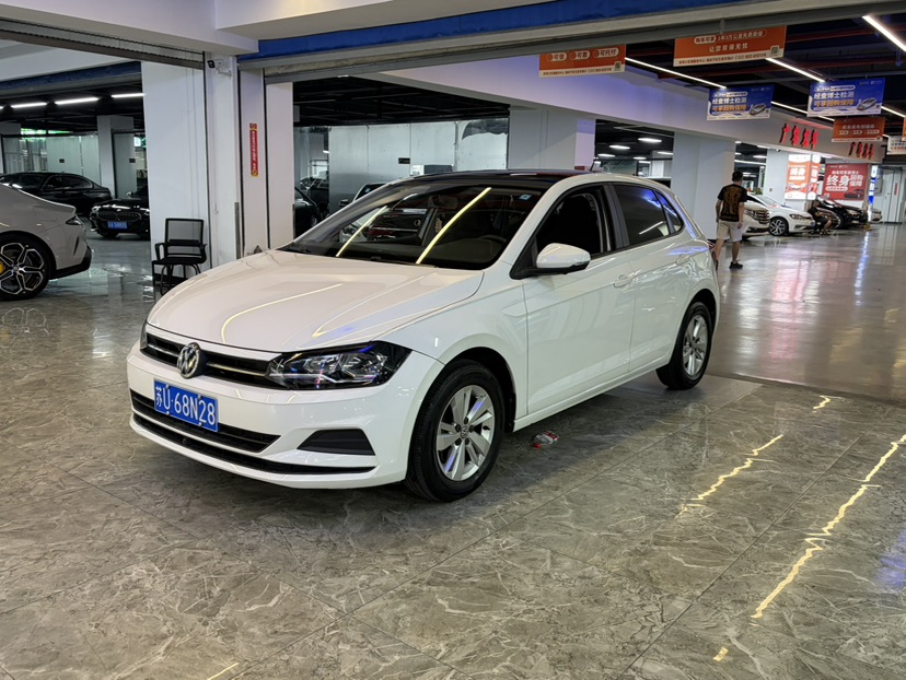 Volkswagen Polo 2021 Volkswagen Polo 2021 car image