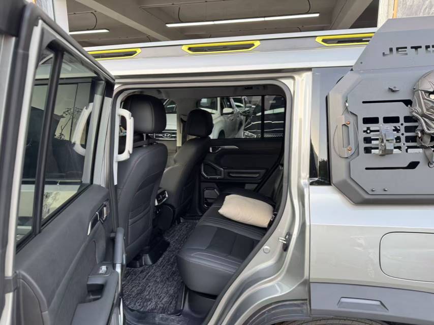 Jetour Traveller 2024 car image #5