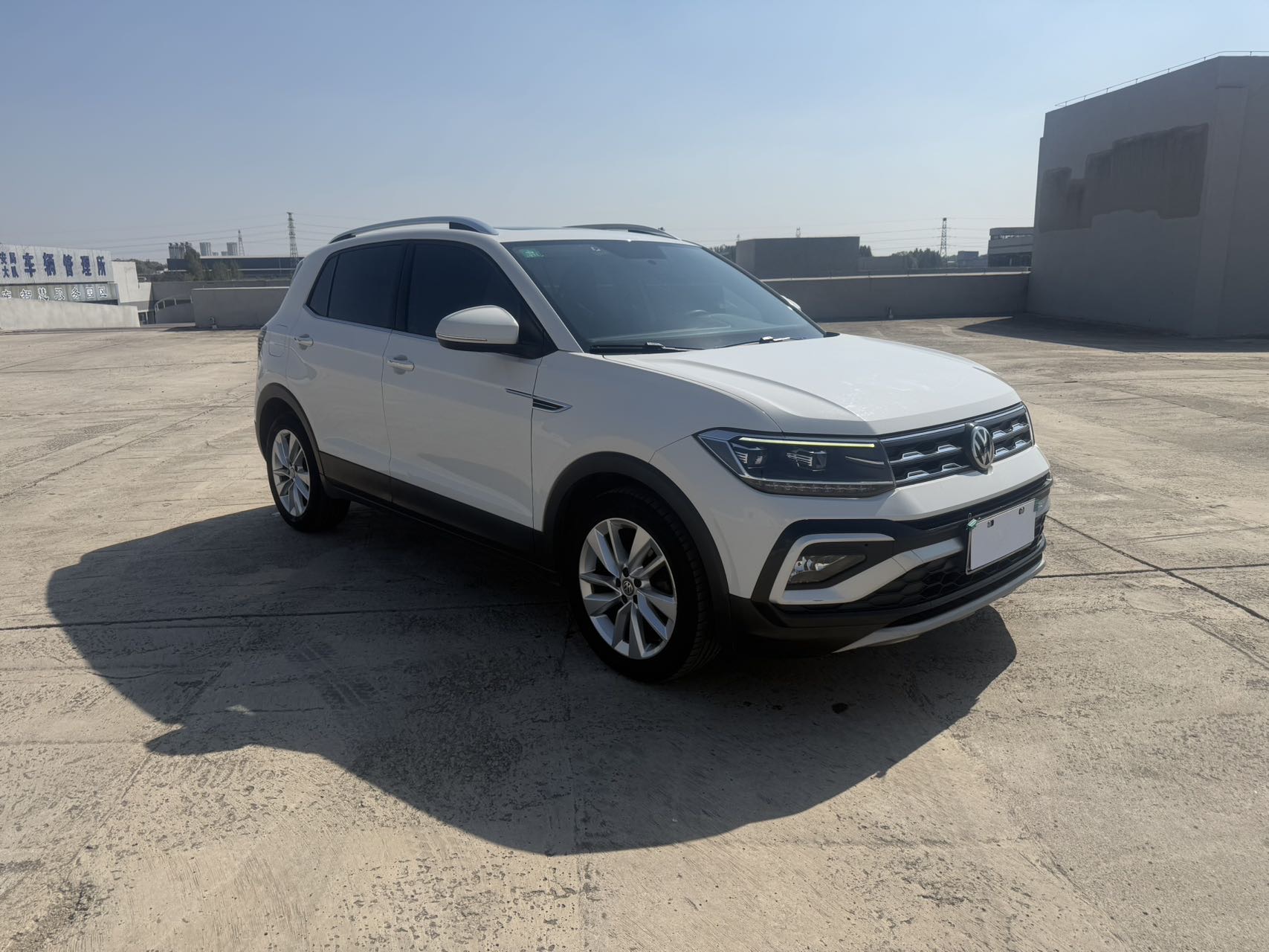 Volkswagen T-Cross 2019 #3 Volkswagen T-Cross 2019 car image #3