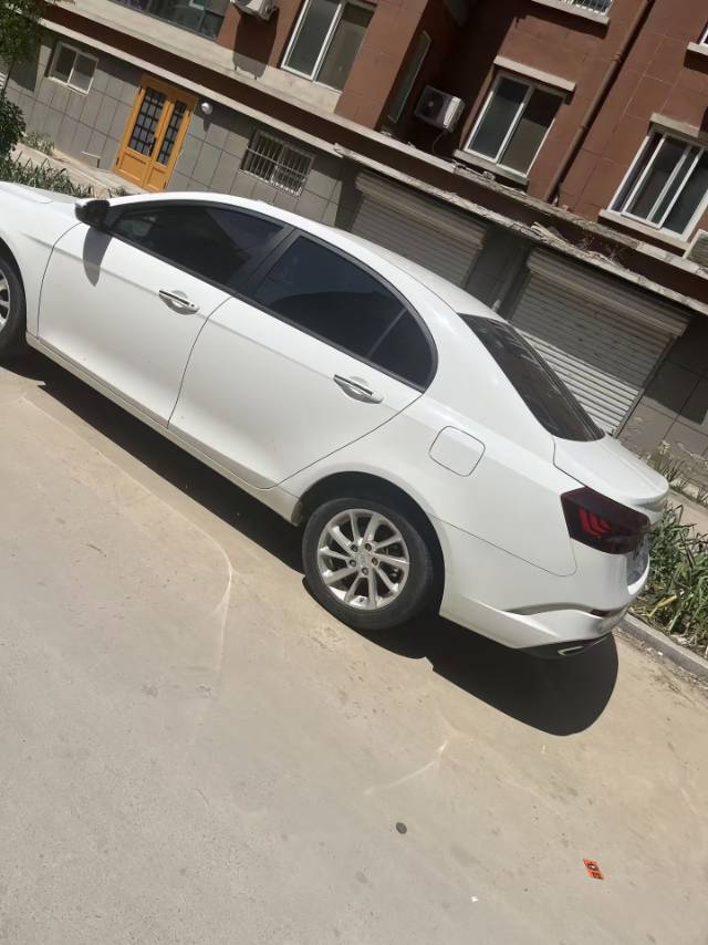 GEELY Emgrand 2021 #2 GEELY Emgrand 2021 car image #2