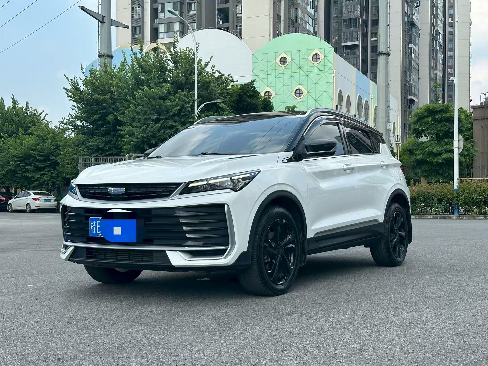 GEELY Coolray 2025 immagine di auto 