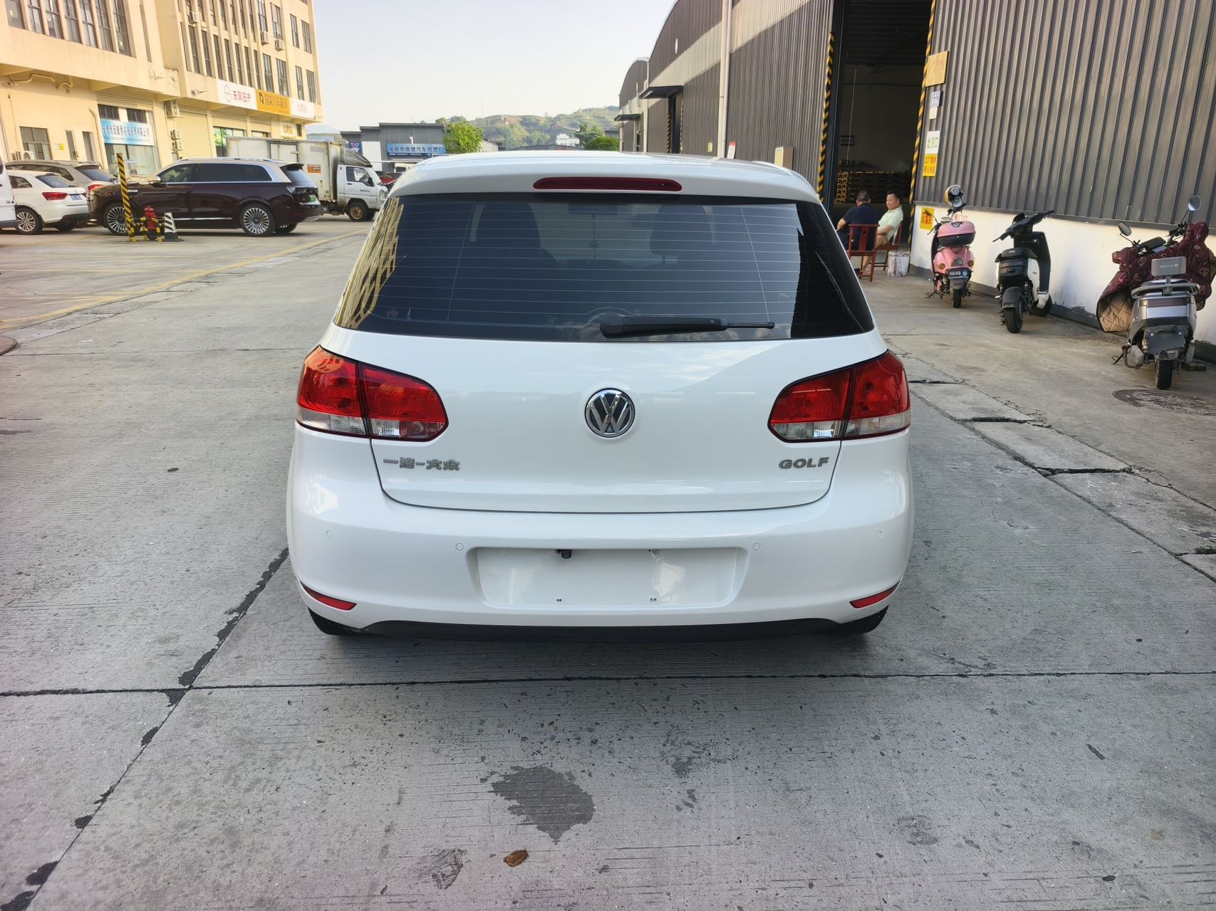 Volkswagen Golf 2014 car image #5