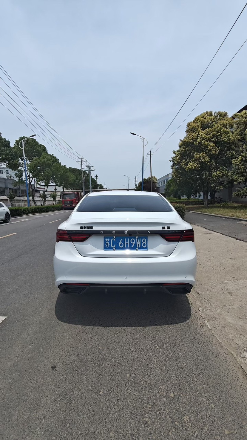 GEELY Binray 2022 car image #9