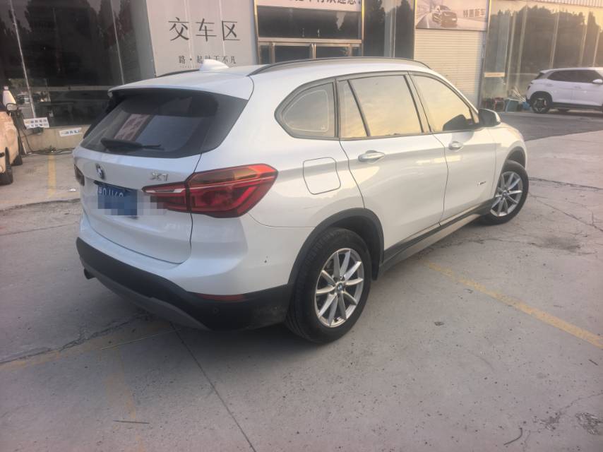 BMW X1 2016 #4 BMW X1 2016 car image #4
