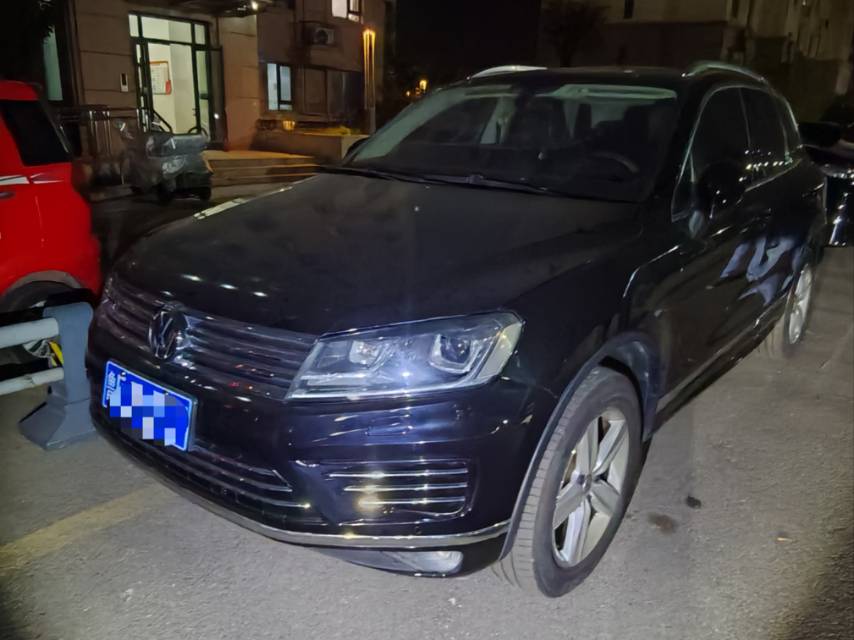 Volkswagen Touareg 2019 Volkswagen Touareg 2019 car image