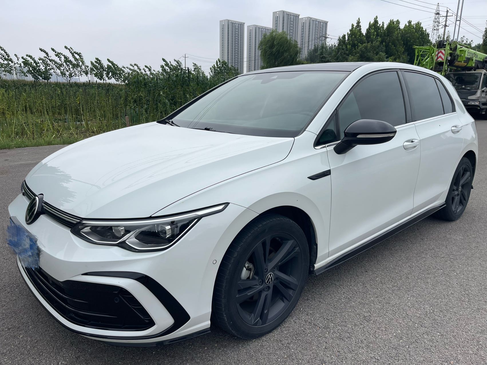 Volkswagen Golf 2021 car image 