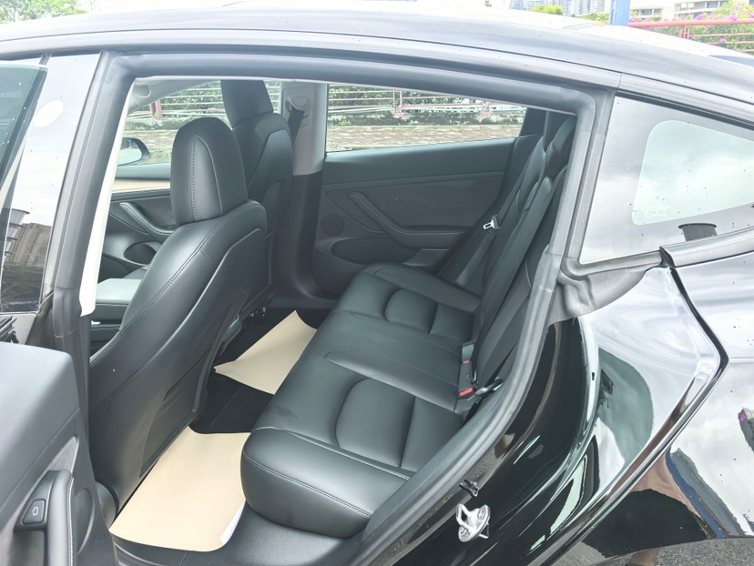 Tesla Model 3 2021 car image #5