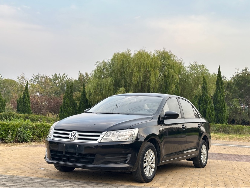 Volkswagen Santana 2013 Volkswagen Santana 2013 car image