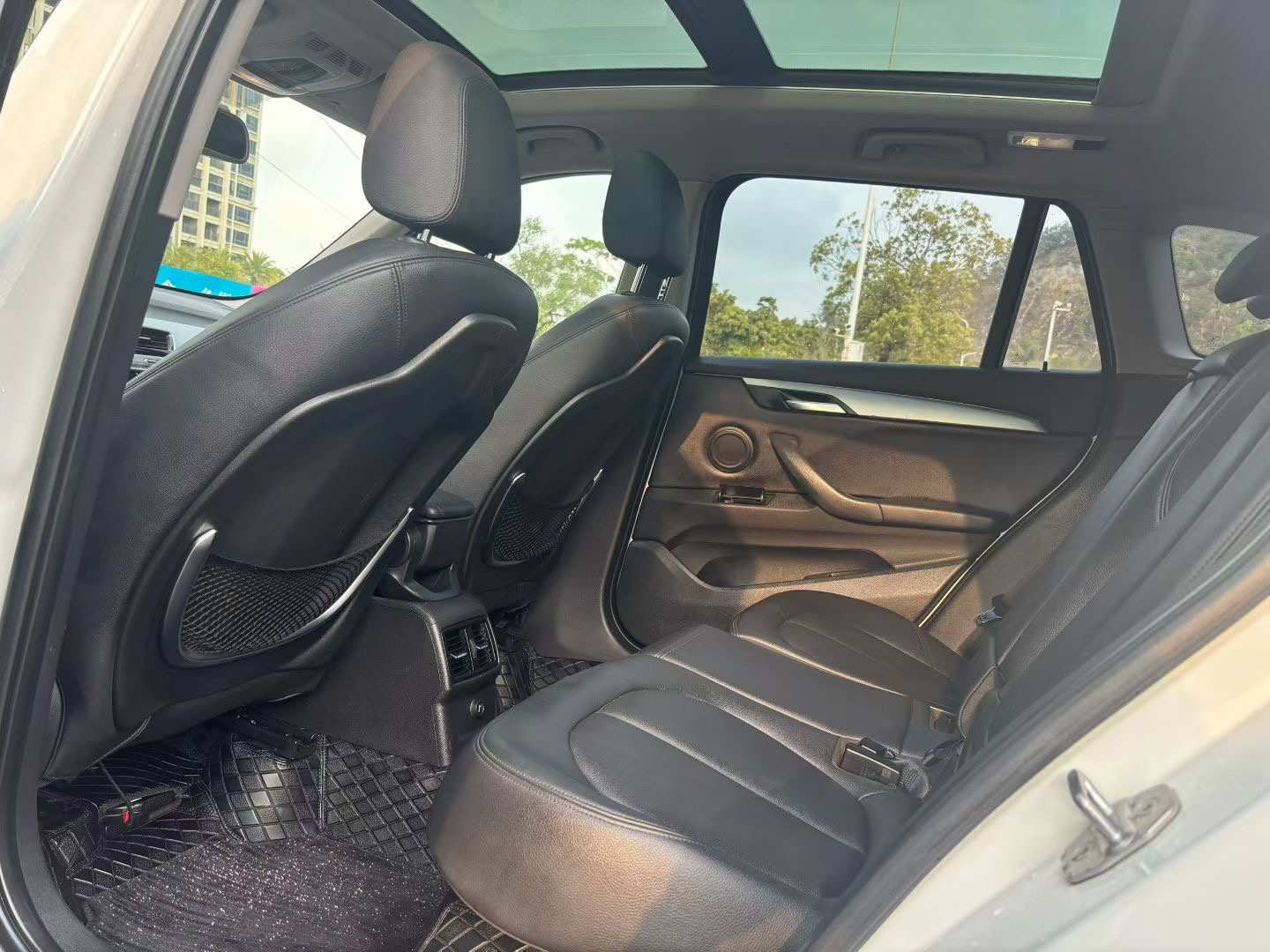 BMW X1 2018 #6 BMW X1 2018 car image #6