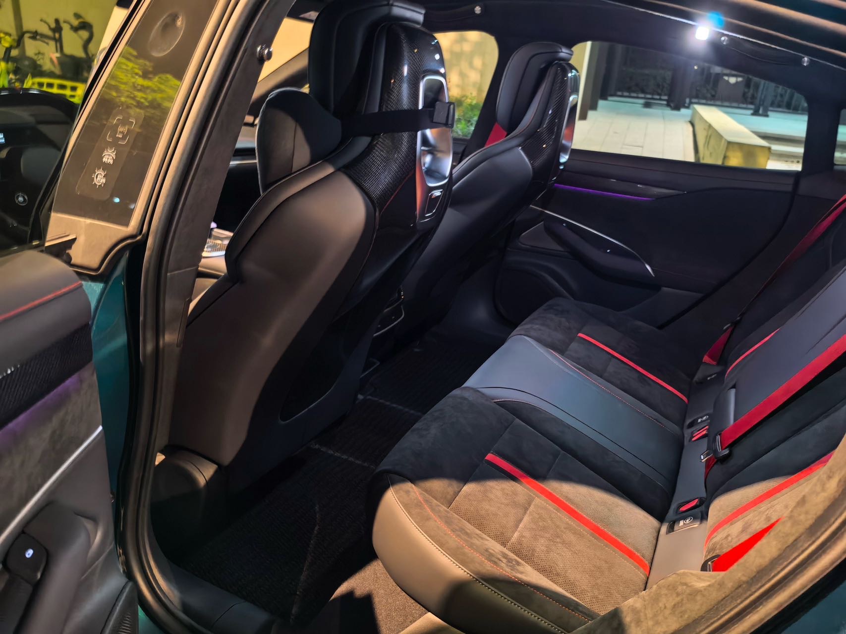 MI SU7 Ultra 2025 car image #4