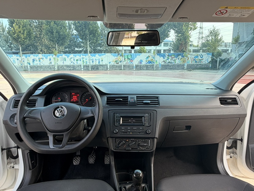 Volkswagen Santana 2021 car image #10