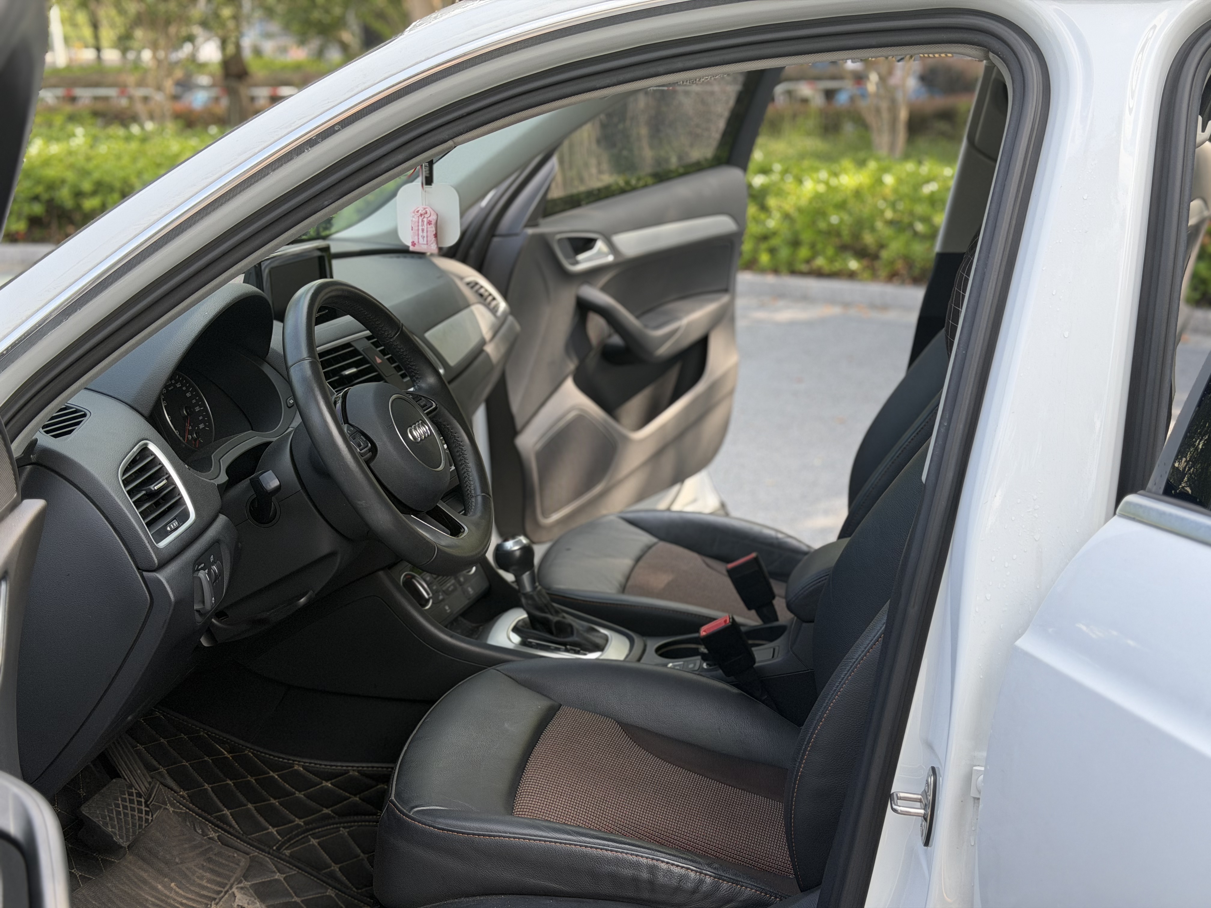 Audi Q3 2018 #4 Audi Q3 2018 car image #4
