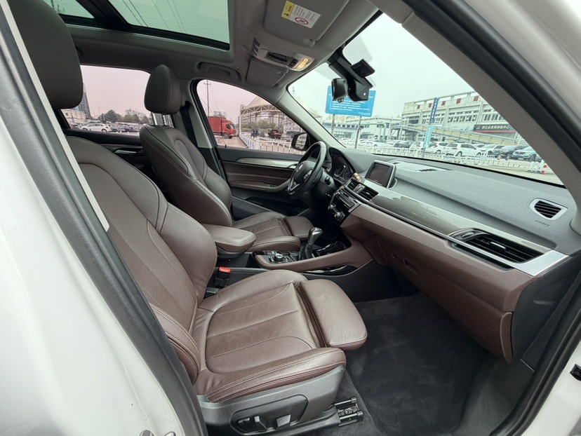 BMW X1 2018 #11 BMW X1 2018 car image #11