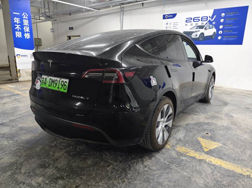 Tesla Model Y 2022 #6 Tesla Model Y 2022 car image #6