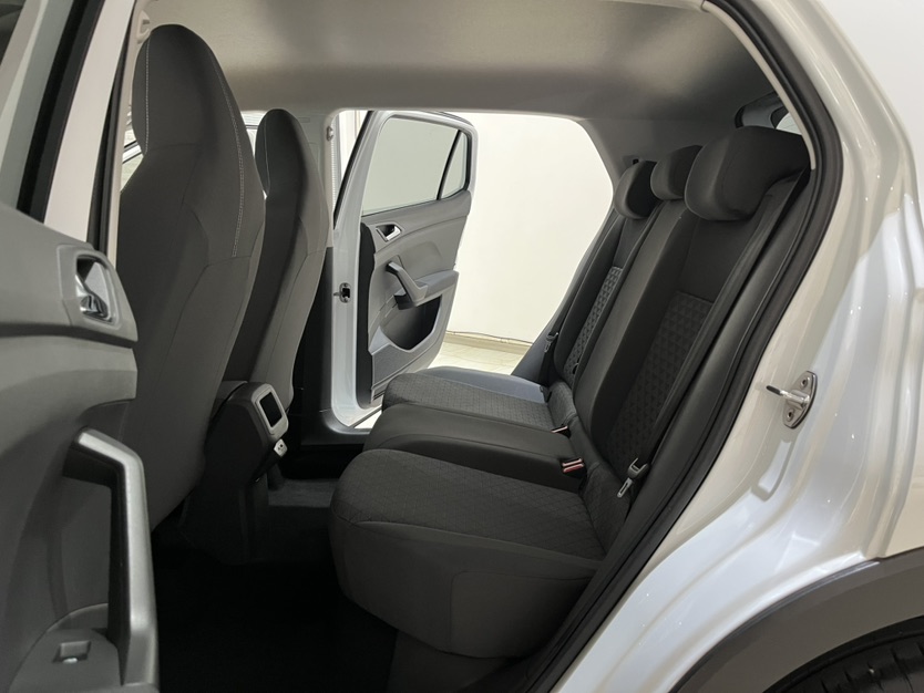 Volkswagen T-Cross 2023 car image #7