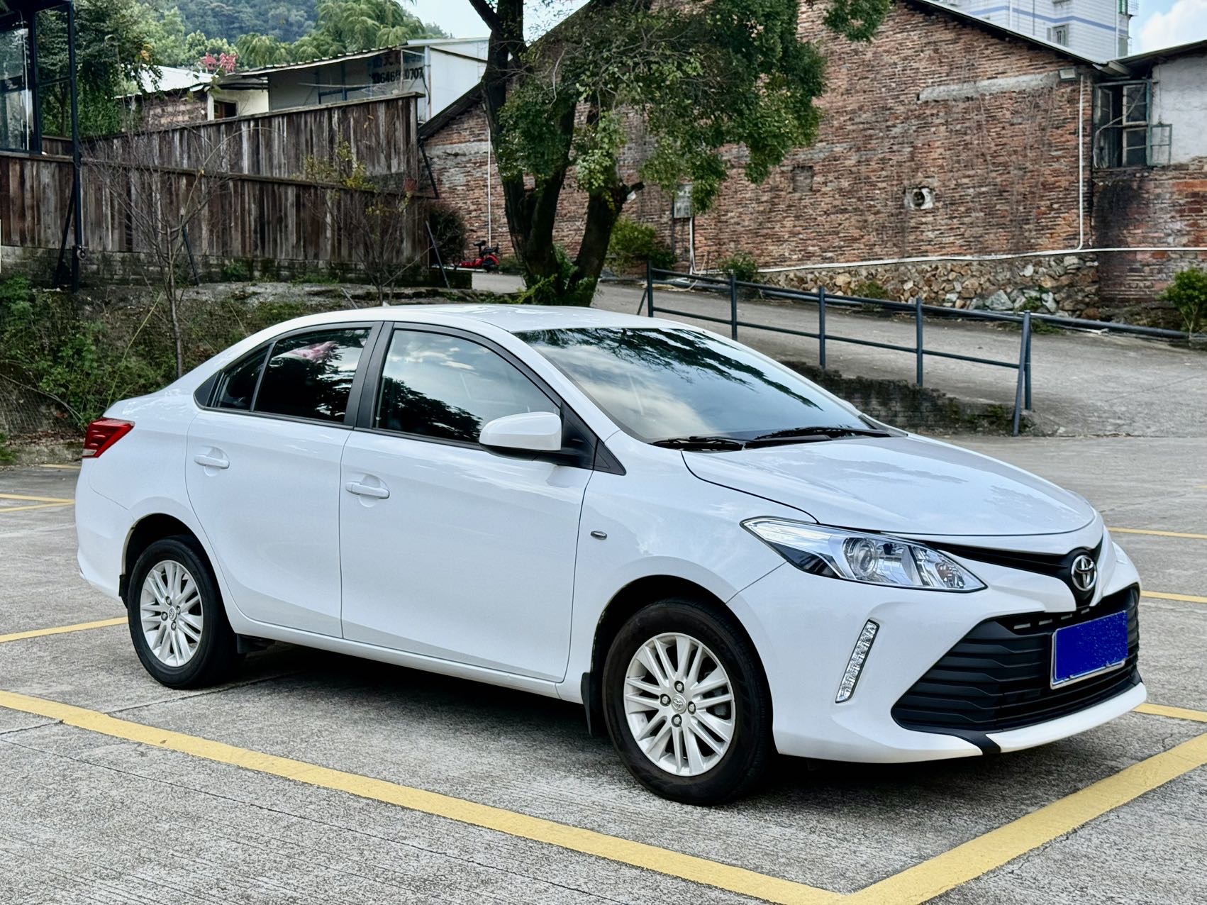 Toyota Vios 2017 #3 Toyota Vios 2017 car image #3
