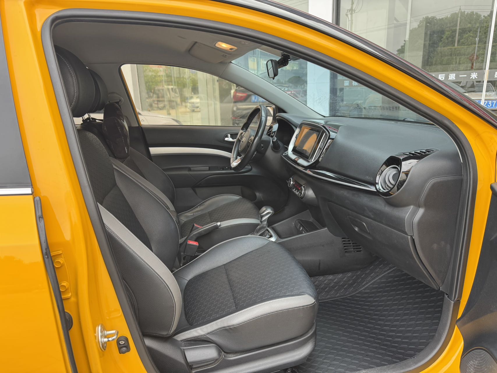 Kia KX1 2019 car image #10