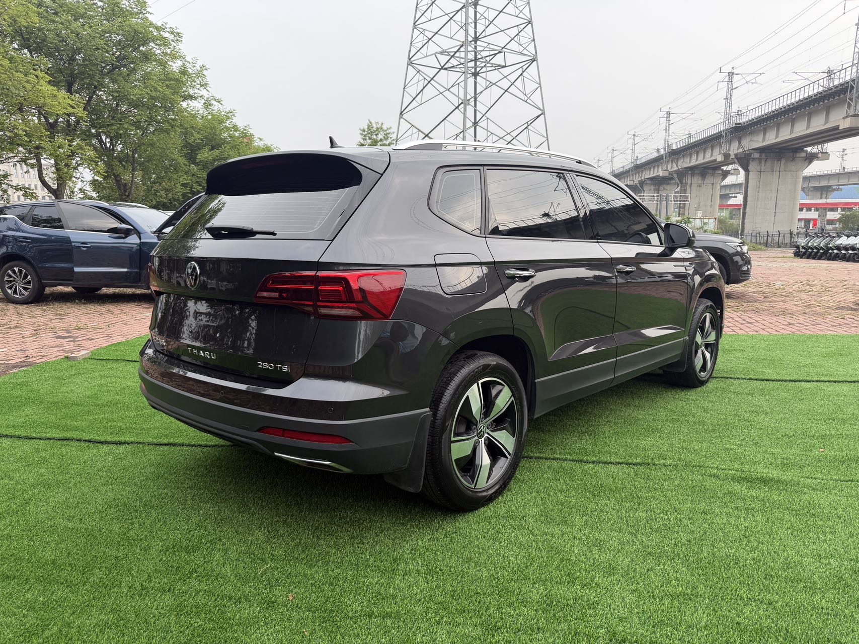 Volkswagen Tharu 2022 car image #6