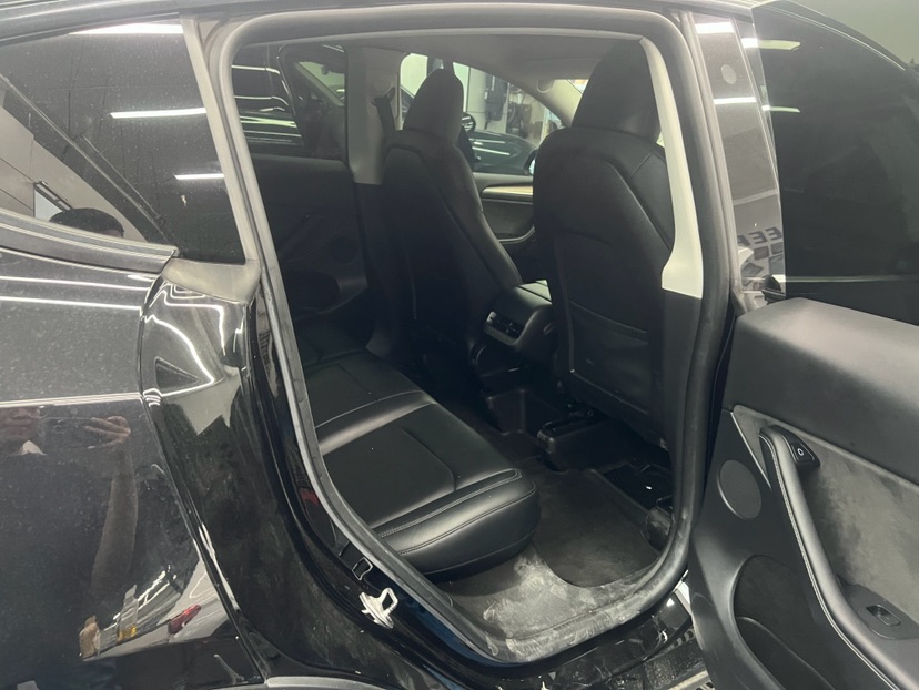 Tesla Model Y 2022 car image #5