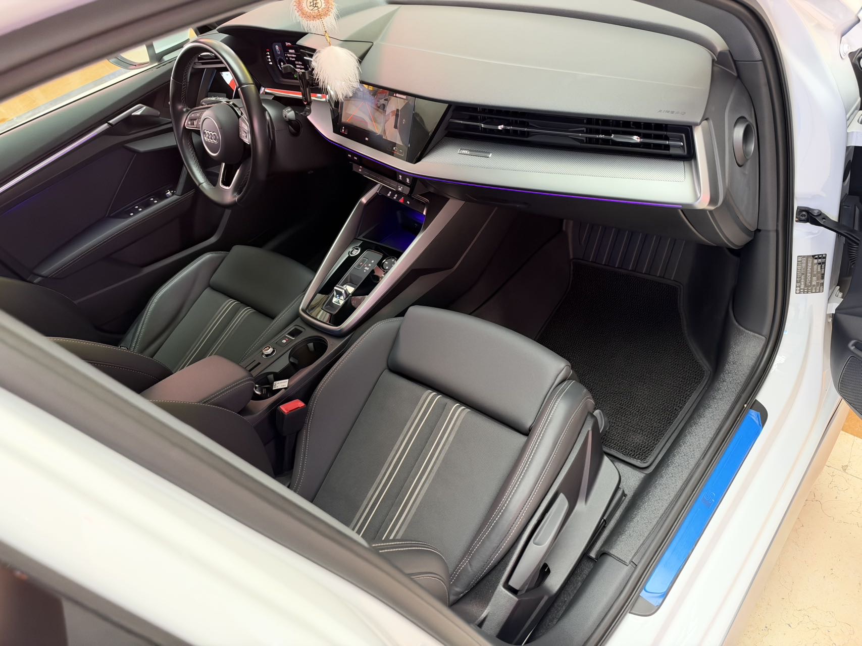 Audi A3 2024 car image #14
