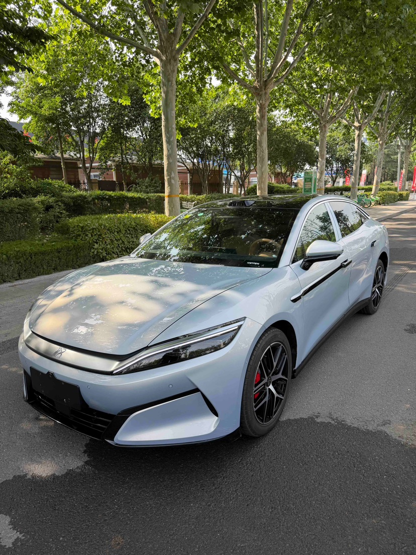 BYD HanL 2025 صورة سيارة #9