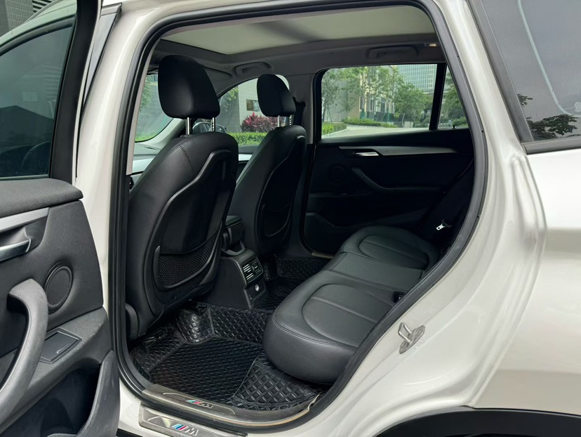 BMW X1 2018 #9 BMW X1 2018 car image #9