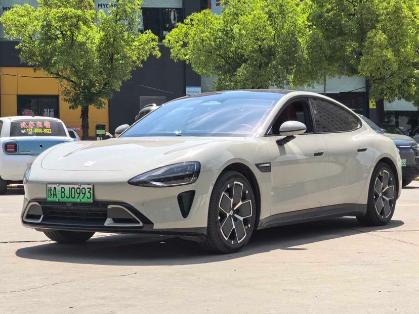 MI SU7 2025 car image 