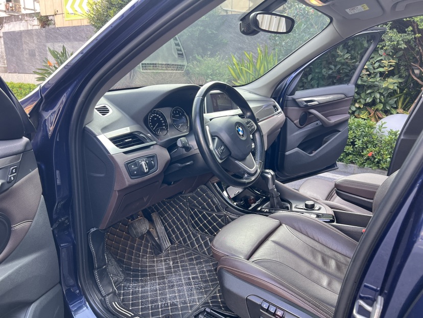 BMW X1 2019 #6 BMW X1 2019 car image #6