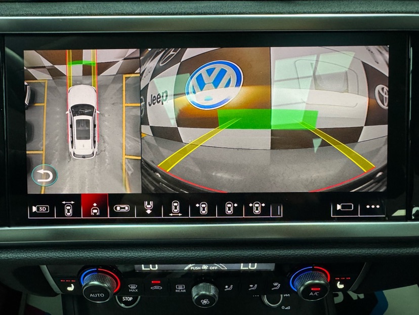 Audi Q3 2022 immagine di auto #13