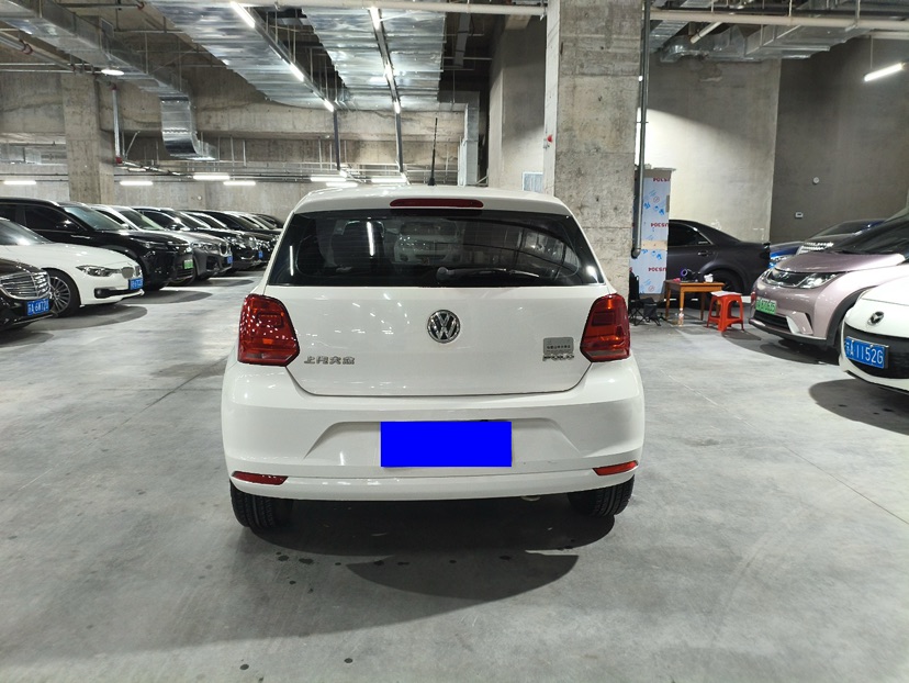 Volkswagen Polo 2016 car image #5