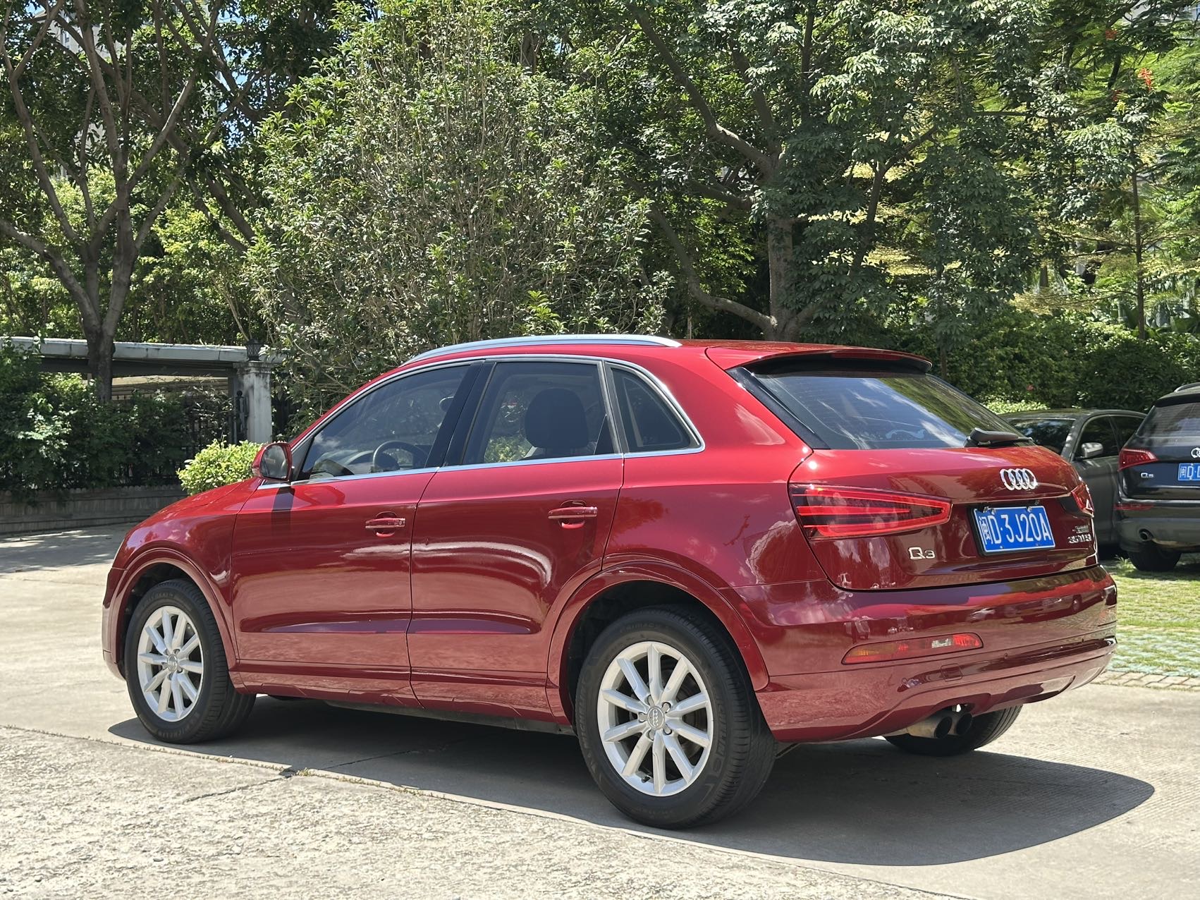 Audi Q3 2014 #9 Audi Q3 2014 car image #9