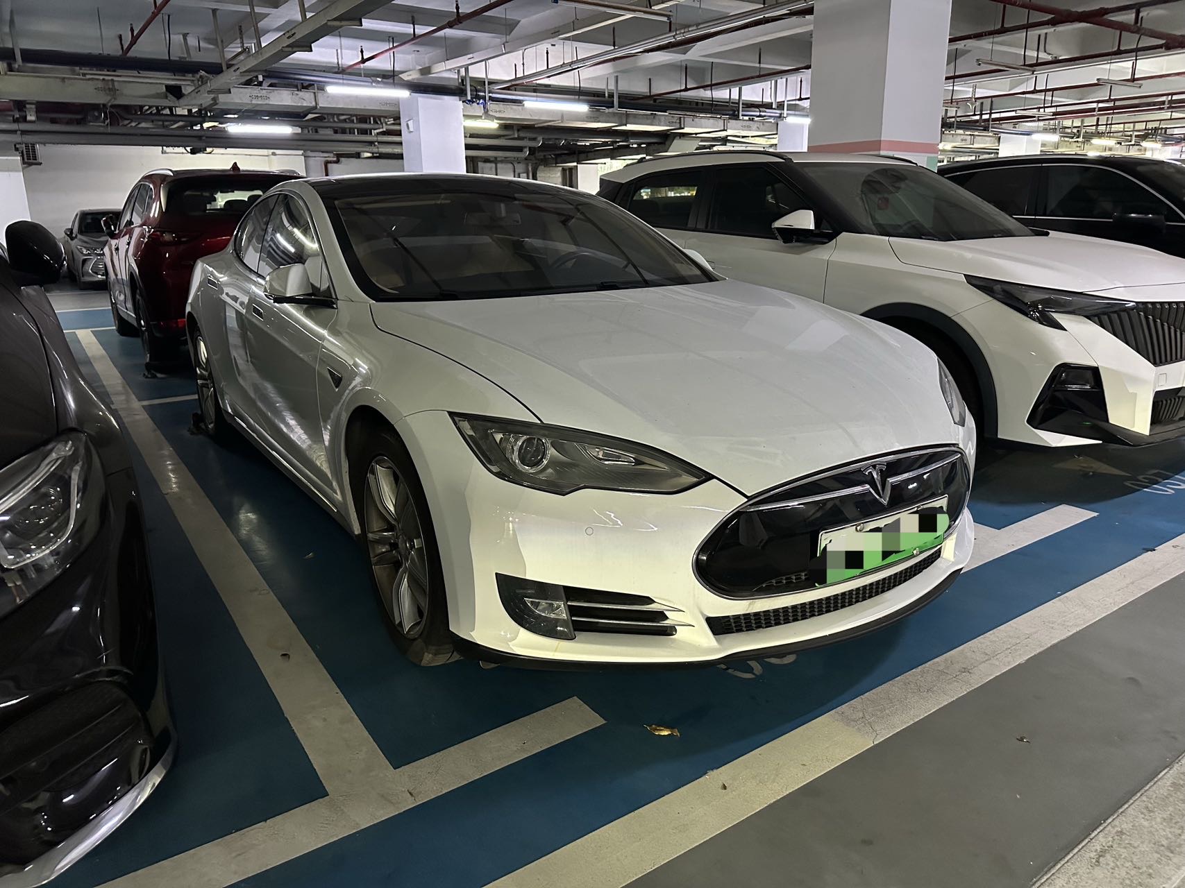Tesla Model S 2014 #3 Tesla Model S 2014 car image #3