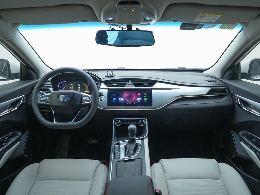 GEELY Binray 2018 car image #7