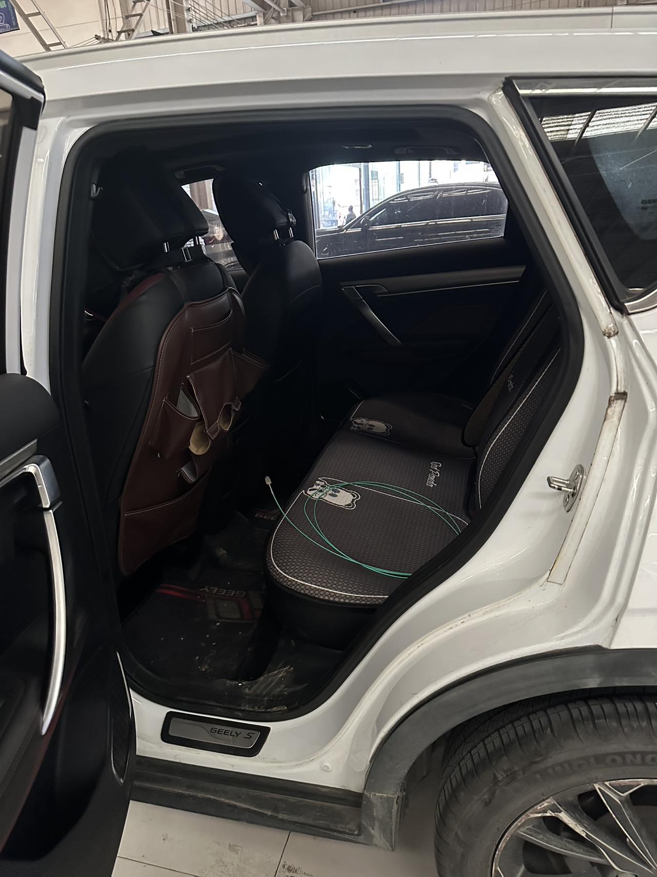 GEELY Coolray 2019 car image #5