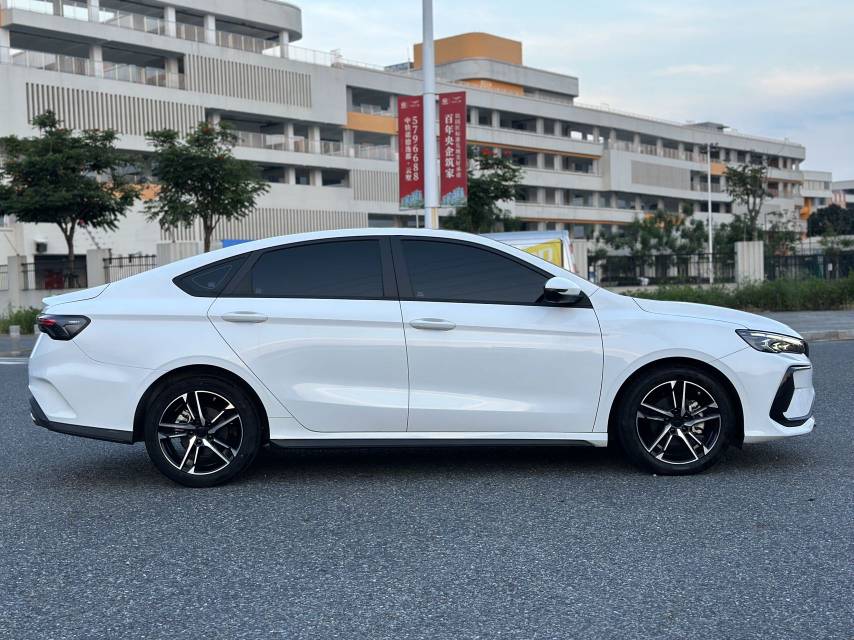 GEELY Binray 2026 #6 GEELY Binray 2026 car image #6