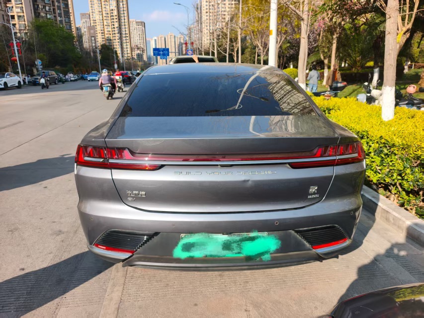 BYD Han 2022 #5 BYD Han 2022 car image #5