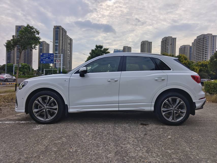 Audi Q3 2021 #3 Audi Q3 2021 car image #3