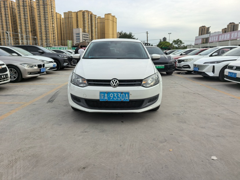 Volkswagen Polo 2013 #2 Volkswagen Polo 2013 изображение автомобиля #2