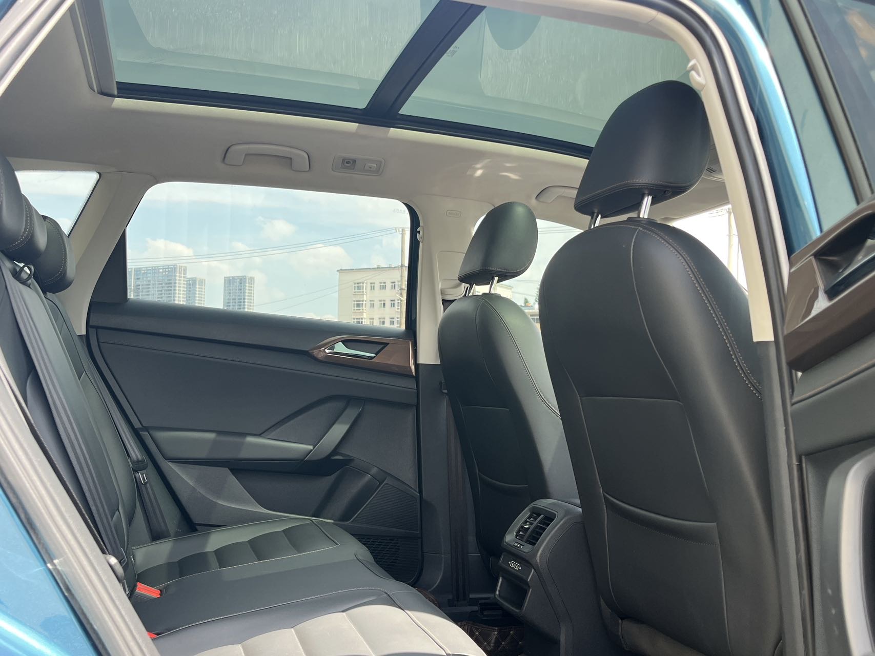 Volkswagen Tharu 2019 #13 Volkswagen Tharu 2019 car image #13