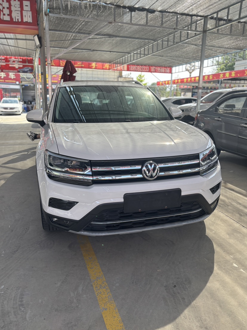 Volkswagen Tharu 2019 car image 