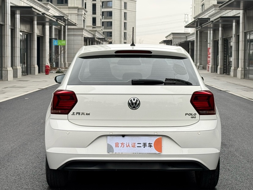 Volkswagen Polo 2021 car image #5