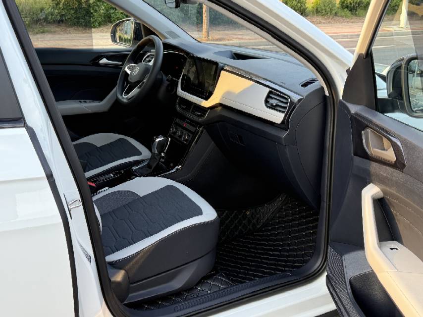 Volkswagen Tharu 2025 car image #5