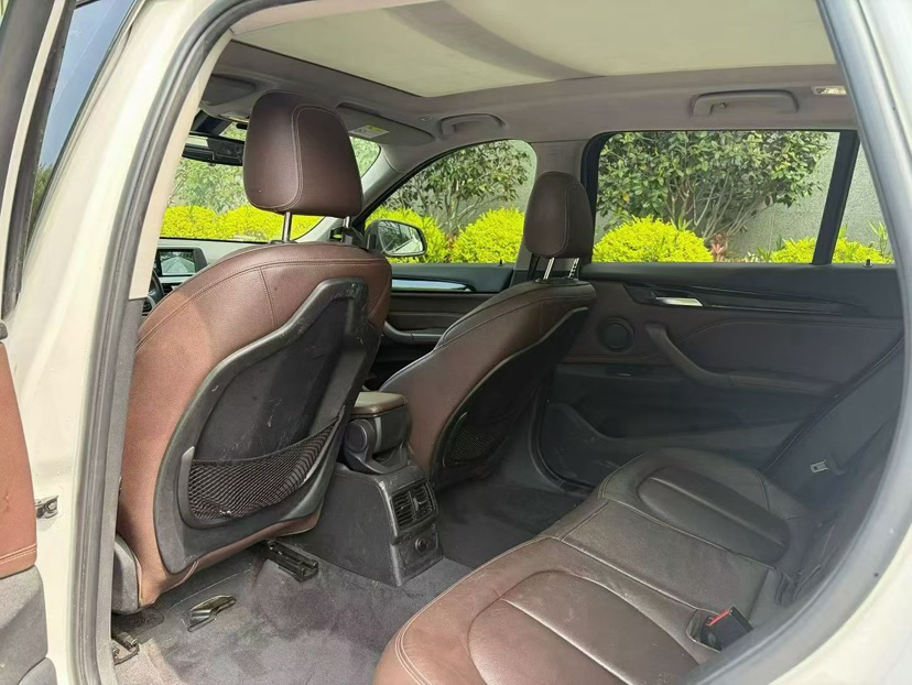 BMW X1 2018 car image #6