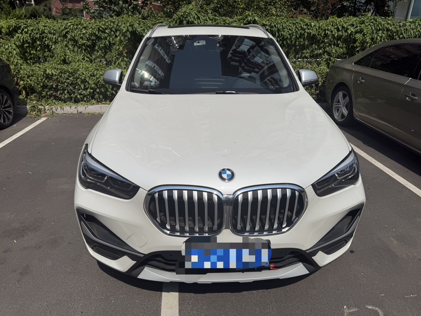 BMW X1 2021 car image #2